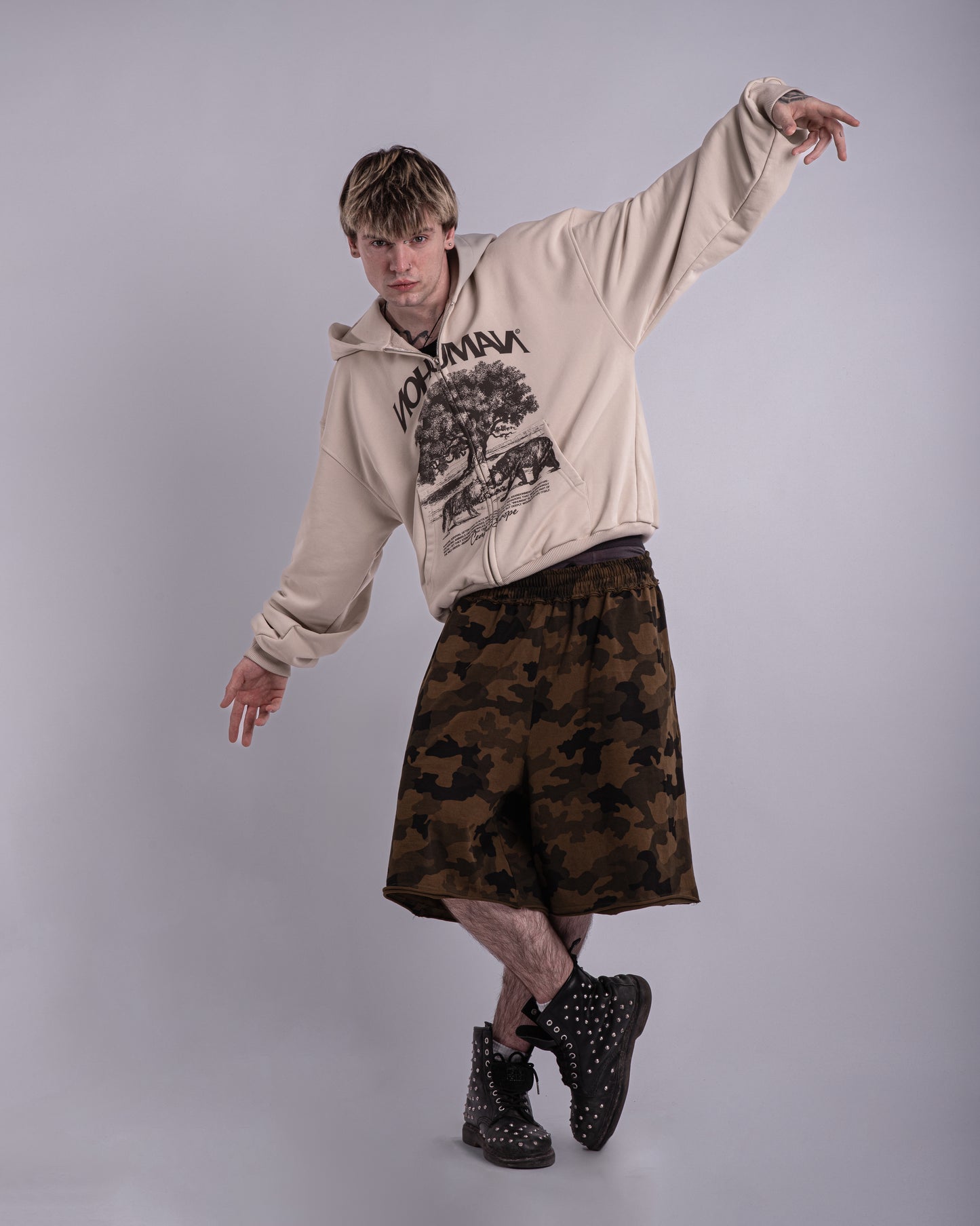 Wolf & Bear ZIP hoodie