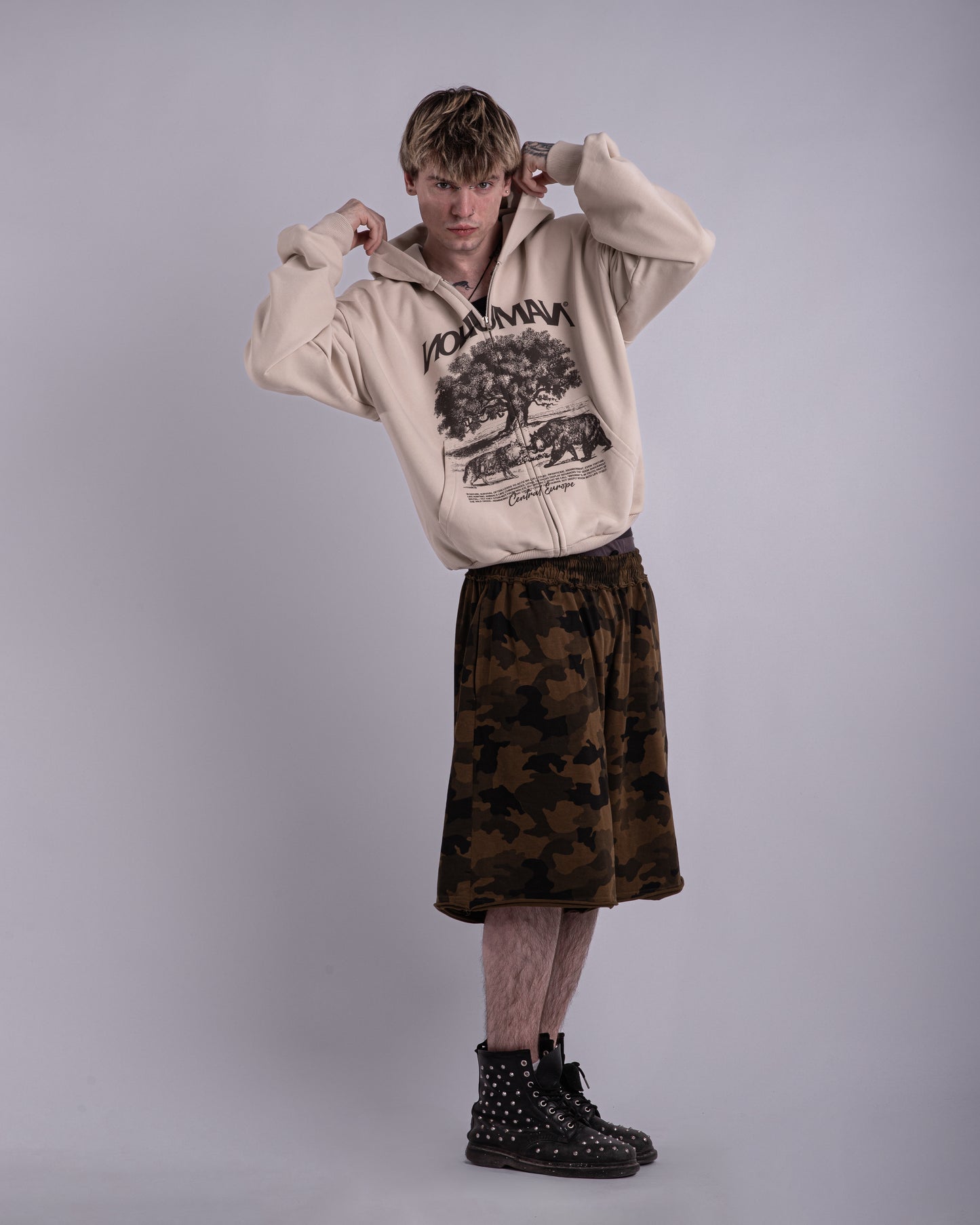 Wolf & Bear ZIP hoodie
